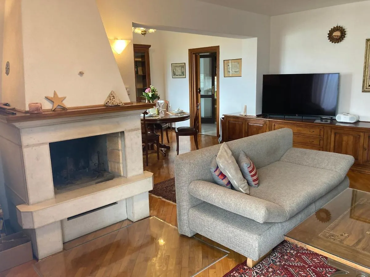 Bella Vista In Villa Mar'E Luce Umag Apartment