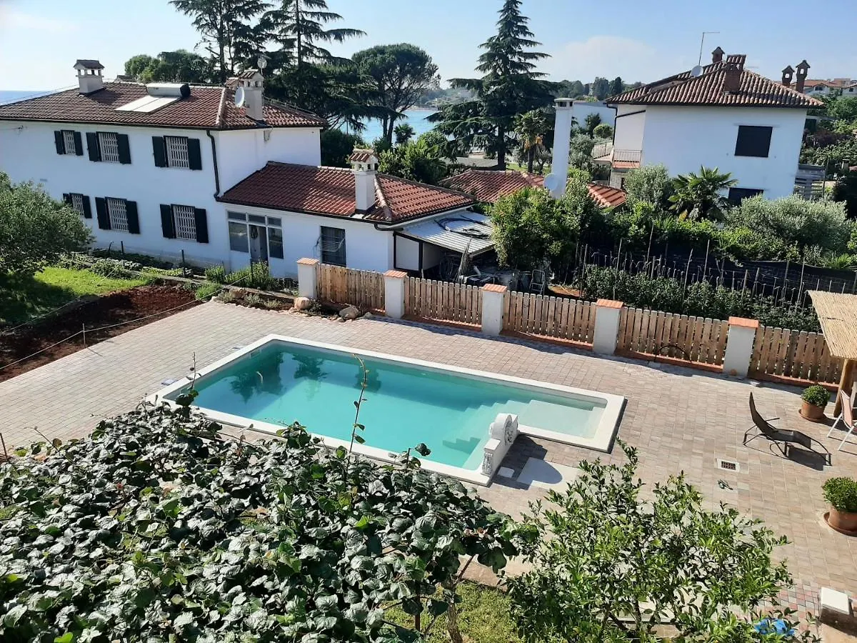 Apartment Bella Vista In Villa Mar'E Luce Umag